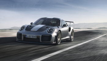 Da Goodwood arriva la 911 stradale più potente di sempre: ecco la GT2 RS da 700 CV