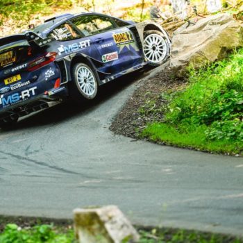 Rally di Germania, Tanak vince davanti a Mikkelsen: Ogier è di nuovo primo con 17 punti di vantaggio