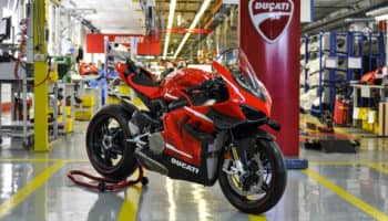 01_ducati_superleggerav4_001_uc169971_high