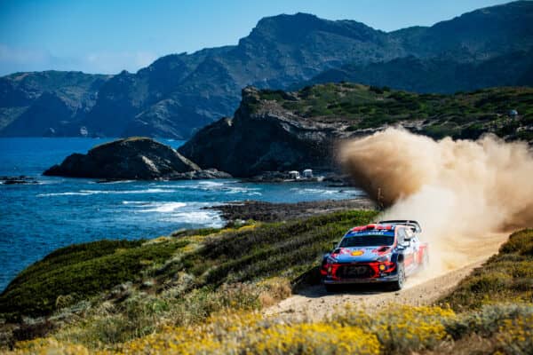 Il WRC sbarca sull'isola: info e orari del Rally di Sardegna!
