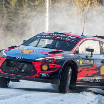 Arctic Rally Finland: Tanak vola in testa, Ogier già lontanissimo