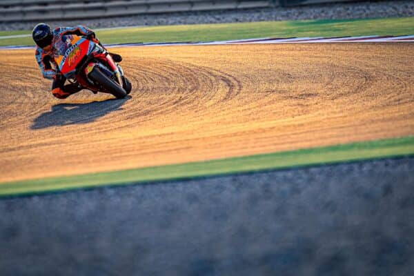 44-pol-espargaro_lg61397-gallery_full_top_fullscreen