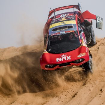 Loeb e Cornejo si prendono la Stage 7, Al-Attiyah resiste e Van Beveren va in testa