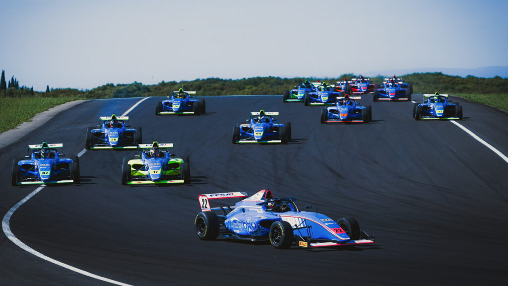 Feeder series Formula 4 Francia