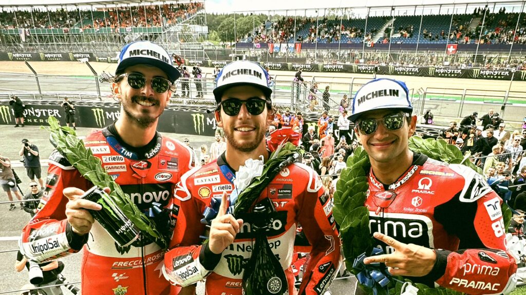 Podio del Gran Premio di Inghilterra, Silverstone 2024: Enea Bastianini, Jorge Martin, Pecco Bagnaia