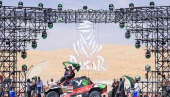 Moraes e Docherty vincono la Stage 12, Al Rajhi e Sanders vincono la Dakar 2025!