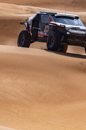 Al-Attiyah e L. Benavides conquistano la Stage 9 della Dakar. Al Rajhi nuovo leader tra le auto